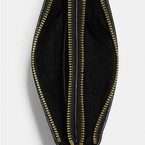 COACH Double Corner Zip Wristlet Signature Coated Canvas ( Read Listing info )